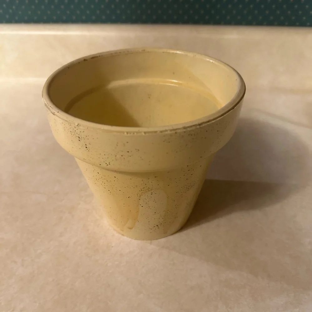 Decorative Cream Flower Pot with Birdhouse Design